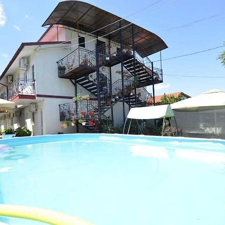 Hotel Vila Robert Schitu Esterno foto
